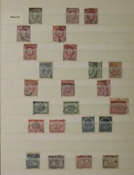 Curaçao Stempels. Collectie van 275 stuks in insteekboek