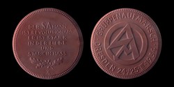 125.90: Auxiliary coins and tokens - porcelaine coins and token