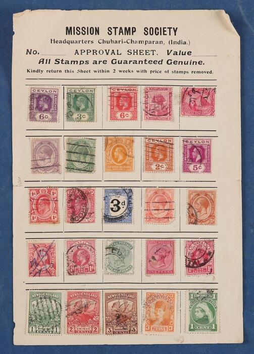 1890-1970s World collection/accumulation in (5) s/books & (8) albums, ...