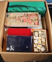 Accumulation mostly 1940s-80s inc pre-dec KGVI & QEII bundleware (20 ...