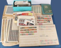 Interesting range in 2 cartons inc s/book of Aust & World noted ...