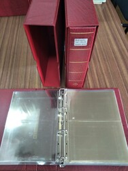 Material filatélico – Lote com dois álbuns Leuchtturn de cor ...