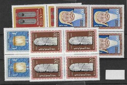 luxus - postfrisch - vierblocke - kat. 210 EUAutomatically generated ...