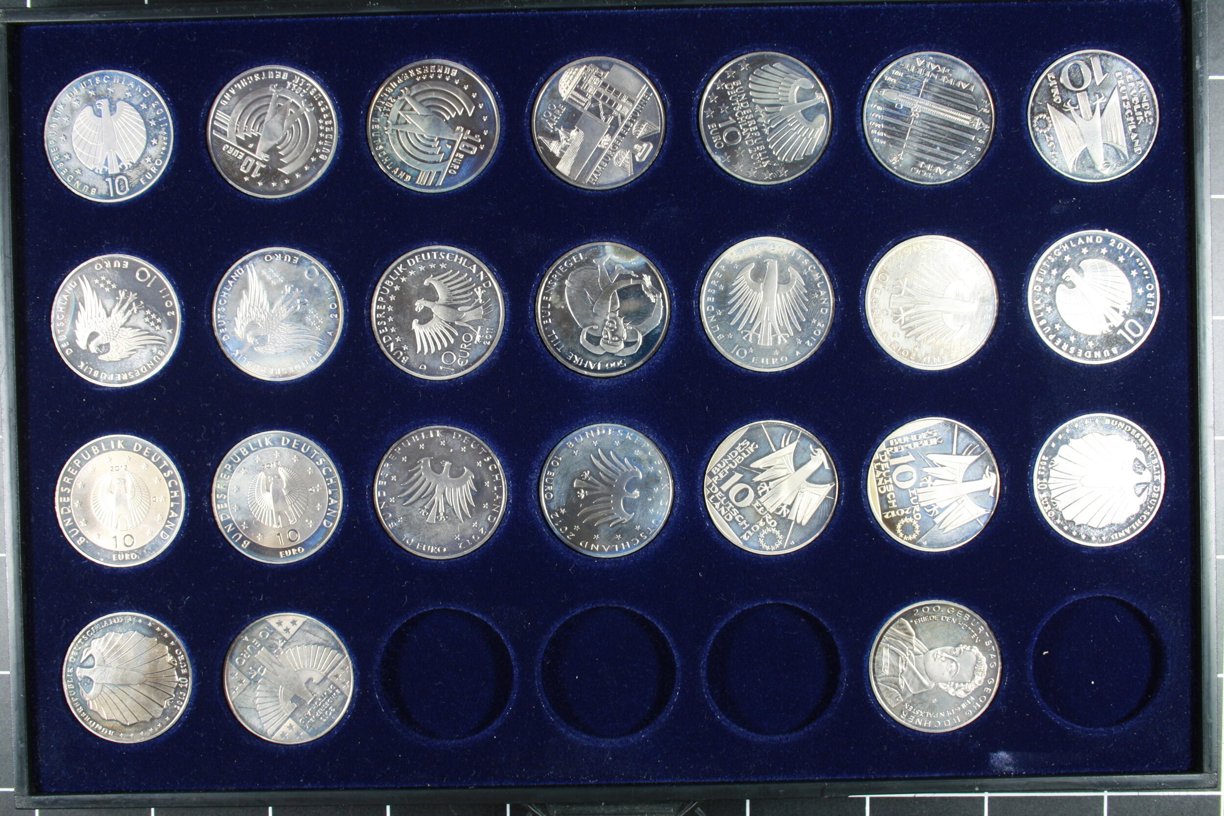 Image 113 for lot number 14000 for Klüttermann - 11th Auction