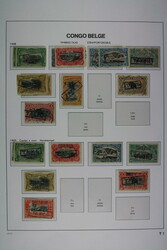 Sammlung der Portomarken mit vielen verschiedenen Aufdruckmarken auf ...