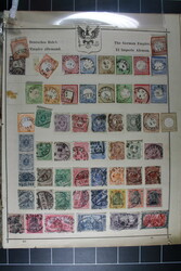 ALLE WELT, uraltes defektes Vordruckalbum mit Marken aus Aller Welt ...