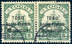 5 Pfg. enger Abstand, waager. Paar, sauber gestempelt, re. Marke mit ...