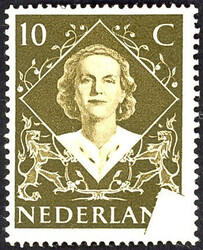 506 - postfrisse 10 cent olijfbruin Inhuldiging 1948 met 'rechtsonder ...