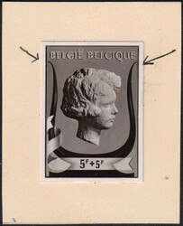 1940 Chapelle musicale - Tête du Prince Albert sculptée par la ...