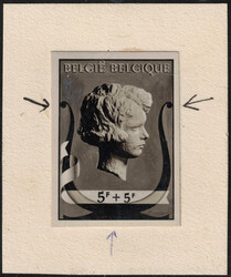 1940 Chapelle musicale - Tête du Prince Albert sculptée par la ...