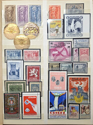 1870-1990env. Huit classeurs de VIGNETTES, principalement de France ...