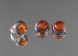 550.10: Schmuck, Ringe