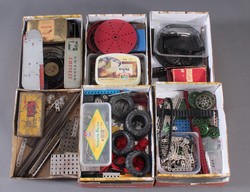 700.30: Tin Toys